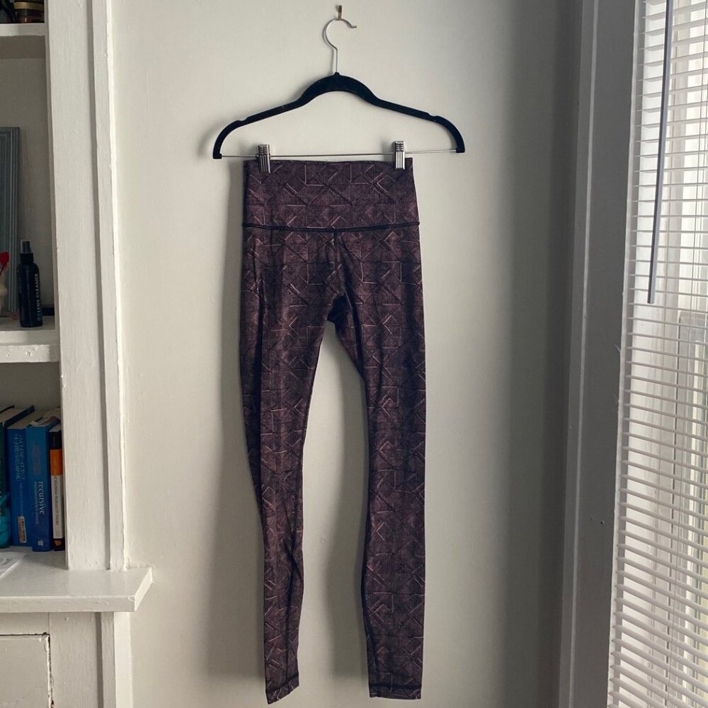 Lululemon High-Rise Leggings – Size 4